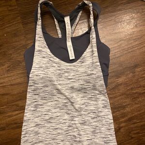 Women’s Lulu Lemon workout top